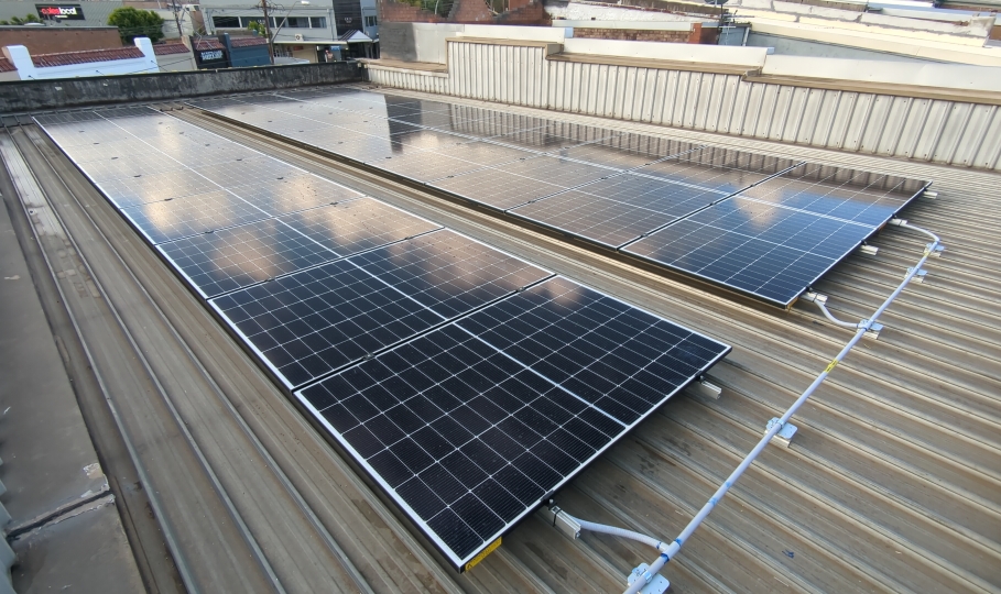 13.20kWp, 30 x 440W, Earlwood, 03
